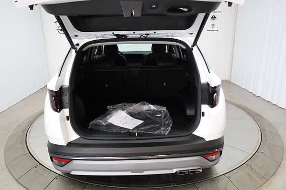 Hyundai Tucson 10 of 25