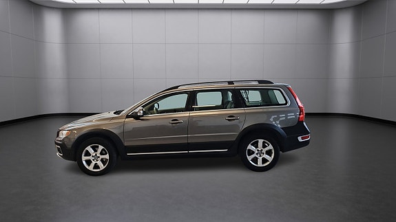 Volvo XC70 3 of 5
