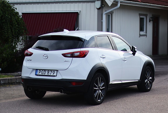 Mazda CX-3 2 of 5