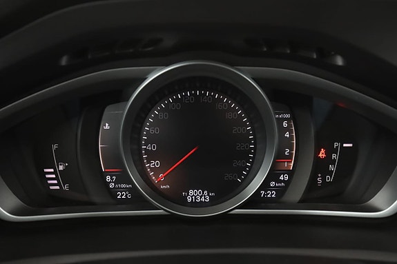 Volvo V40 Cross Country 20 of 30