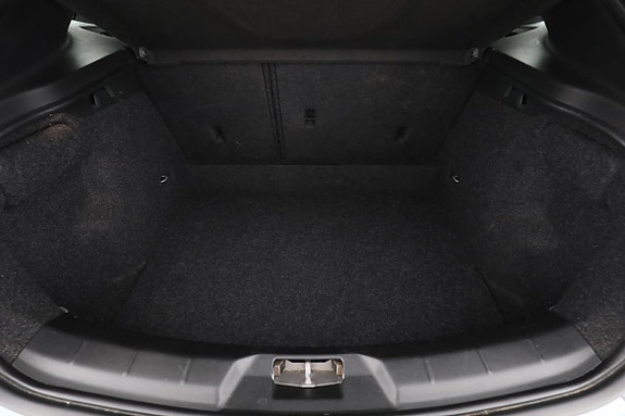 Volvo V40 Cross Country 18 of 30