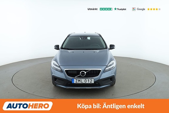 Volvo V40 Cross Country 9 of 30