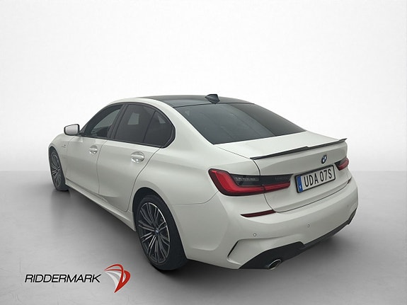 BMW 330e 5 of 5