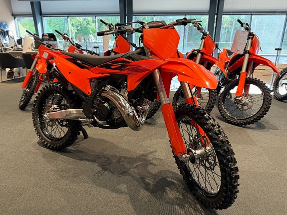 KTM SX 300 2 of 4
