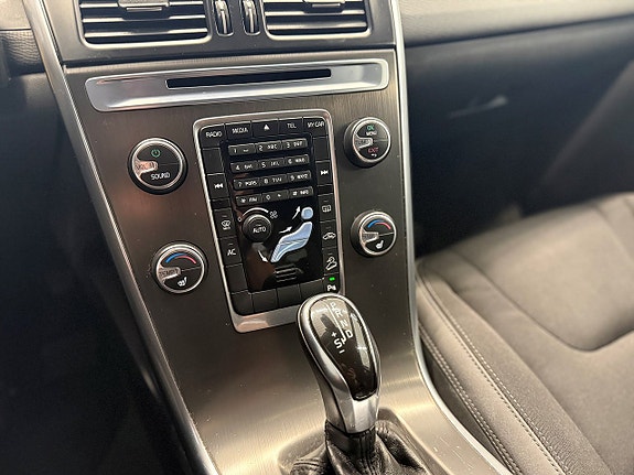 Volvo XC60 21 of 23