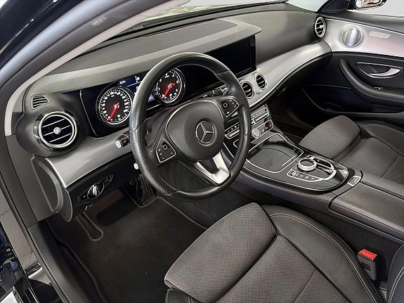 Mercedes-Benz E200 d 5 of 5
