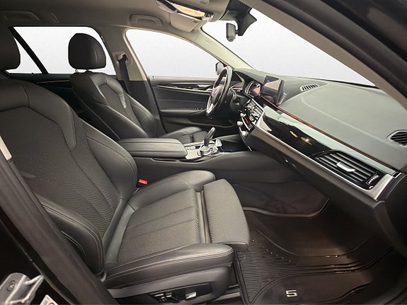 BMW 520d 14 of 30