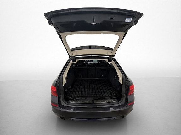 BMW 520d 29 of 30