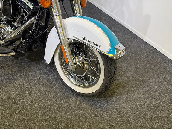 Harley-Davidson Softail Heritage Classic /FLSTC/PRISSÄNKT 6 of 9