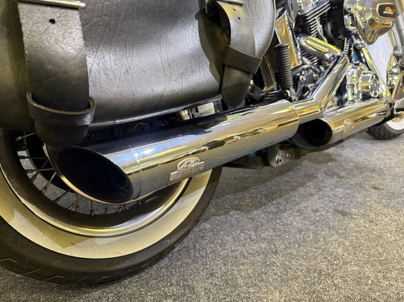 Harley-Davidson Softail Heritage Classic /FLSTC/PRISSÄNKT 9 of 9