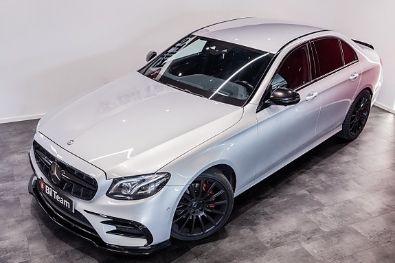 Mercedes-Benz E220 d 4 of 5