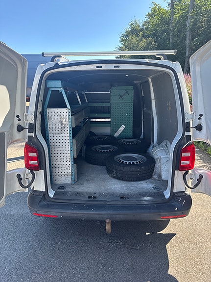 Volkswagen Transporter 4 of 5