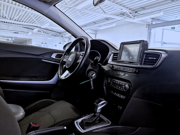 Kia Ceed 12 of 15