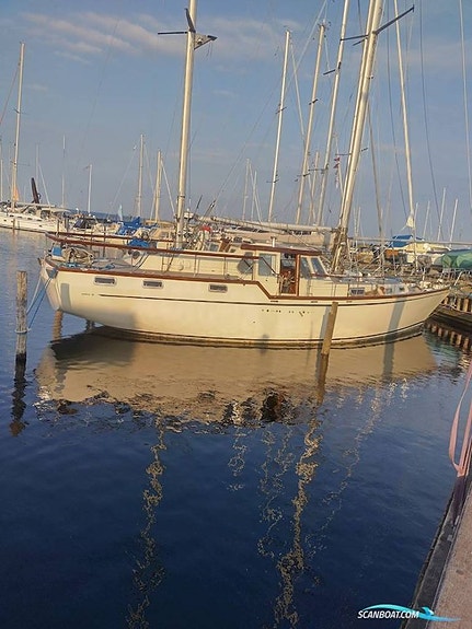 Nauticat 52 – 1982 Välutrustad långfärdssegelbåt 2 of 5