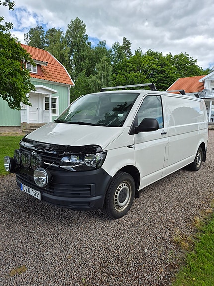 Volkswagen Transporter 6 of 14