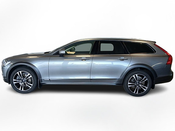 Volvo V90 Cross Country 3 of 5