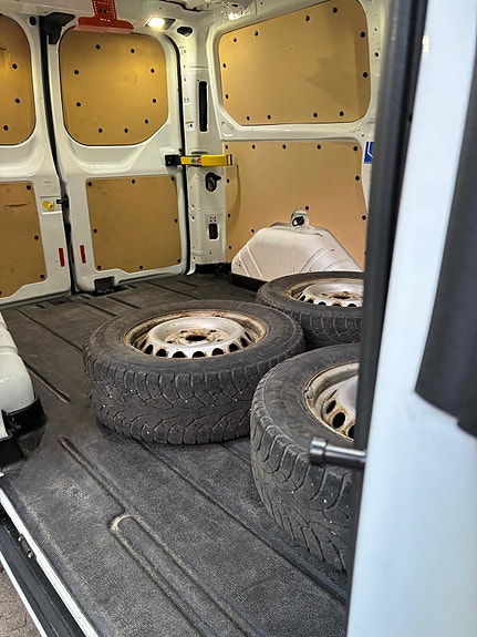 Ford Transit Custom 5 of 5