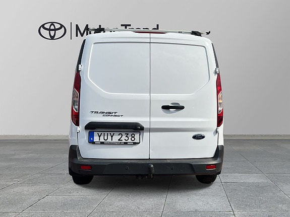 Ford Transit Connect 4 of 5
