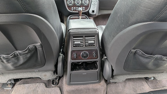 Mercedes-Benz ML55 8 of 15