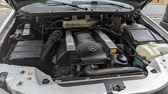 Mercedes-Benz ML55 9 of 15