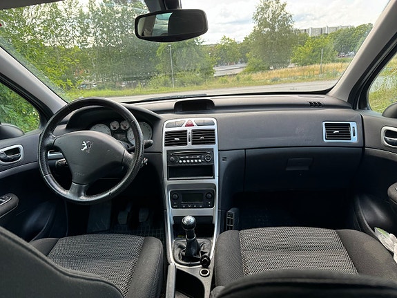 Peugeot 307 5 of 5