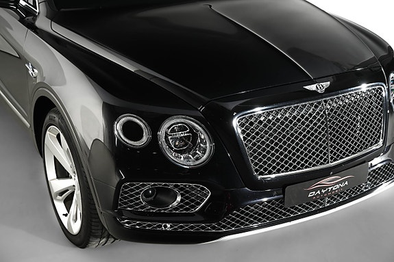 Bentley Bentayga 8 of 25