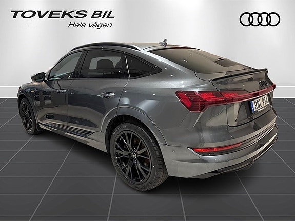 Audi e-tron 5 of 20