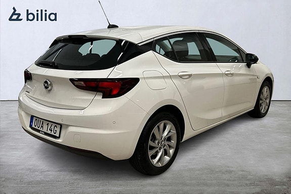 Opel Astra 14 of 15