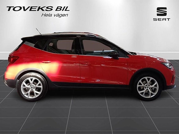 Seat Arona 4 of 9