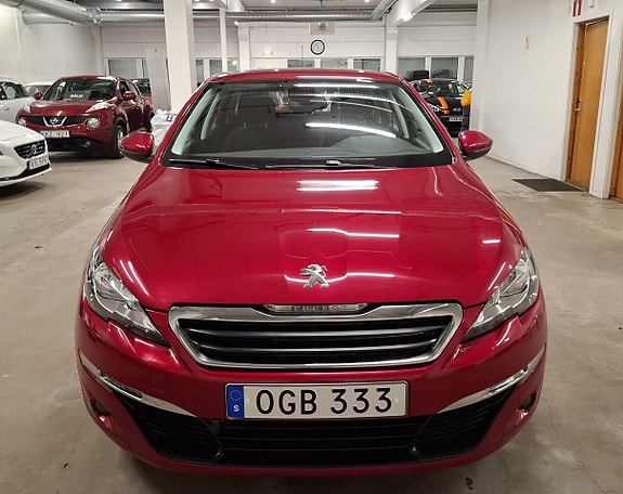 Peugeot 308 SW 8 of 25