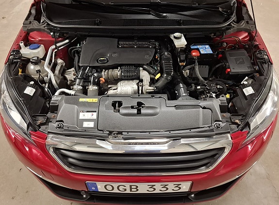 Peugeot 308 SW 13 of 25