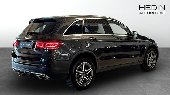 Mercedes-Benz GLC300 de 2 of 5