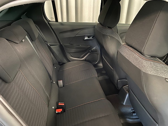Peugeot 208 7 of 21