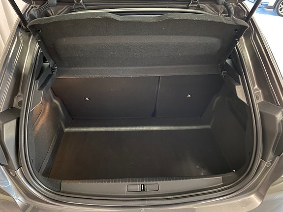 Peugeot 208 6 of 21
