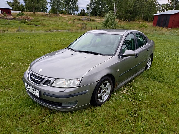 Saab 9-3 2 of 5