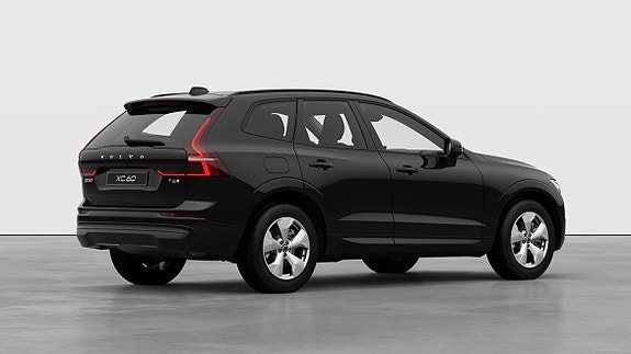 Volvo XC60 10 of 30
