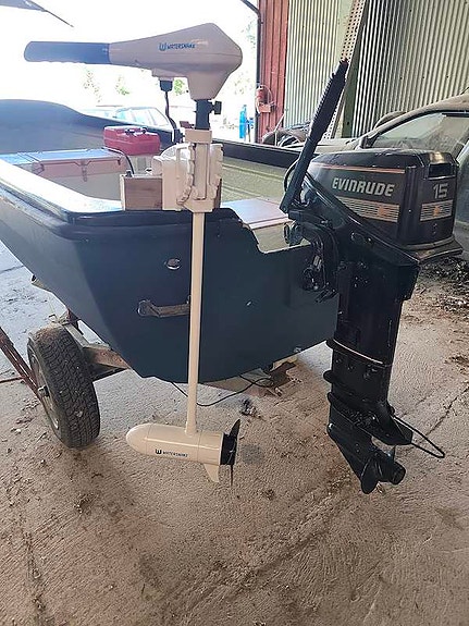 Crescent 434 fiskebåt 30 kärra 15hästars Evinrude ny watersnake elmotor. 6 of 9