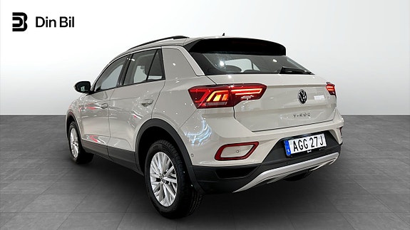 Volkswagen T-Roc 6 of 25