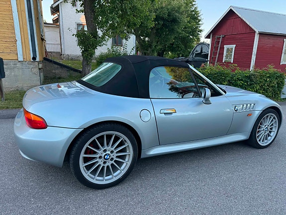 BMW Z3 8 of 13