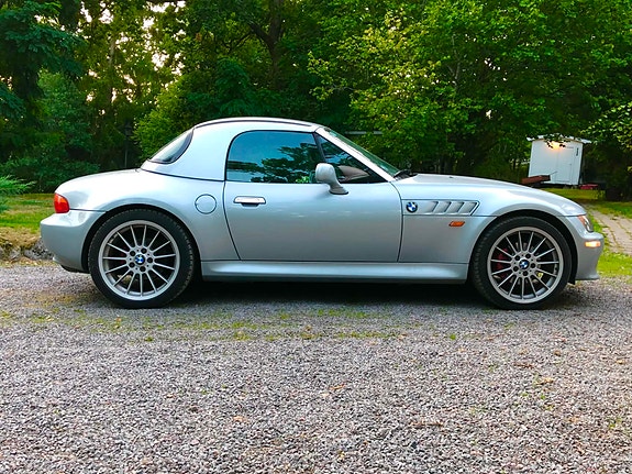 BMW Z3 2 of 5