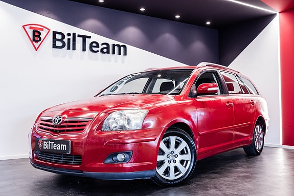 Toyota Avensis 3 of 5