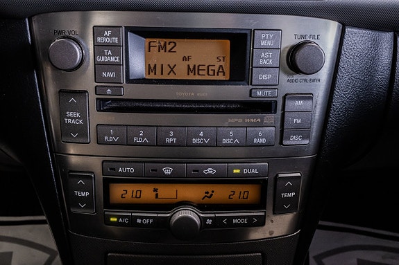 Toyota Avensis 22 of 24