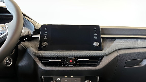 Skoda Fabia 9 of 13