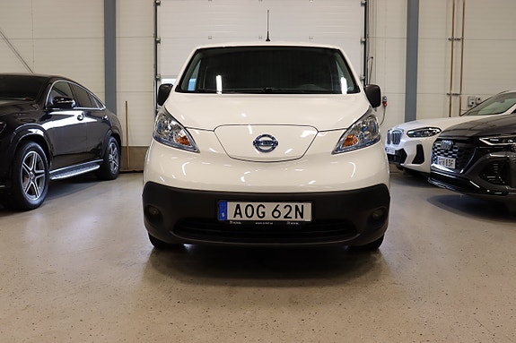 Nissan e-NV200 4 of 5