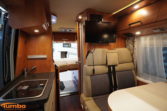 Malibu VAN 600 DB Automat 150hk Dieselpanna 6 of 21