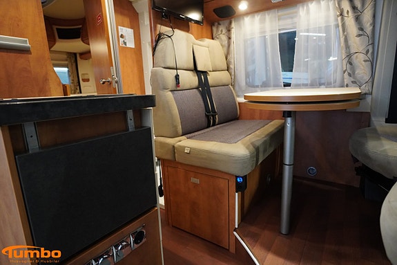 Malibu VAN 600 DB Automat 150hk Dieselpanna 3 of 21