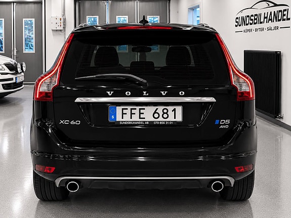 Volvo XC60 4 of 16