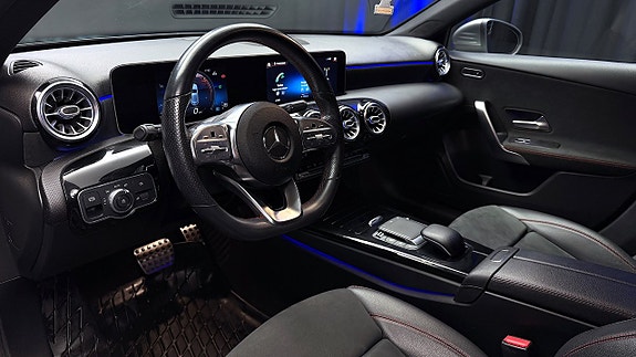Mercedes-Benz A180 12 of 30
