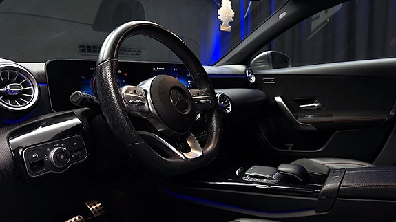 Mercedes-Benz A180 13 of 30