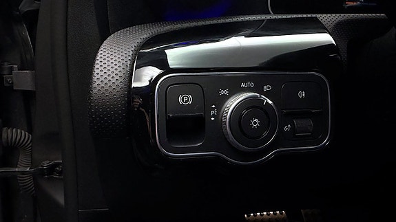 Mercedes-Benz A180 18 of 30